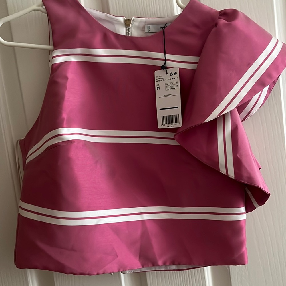 Nwt Mango pink blouse size medium. Great with white trousers